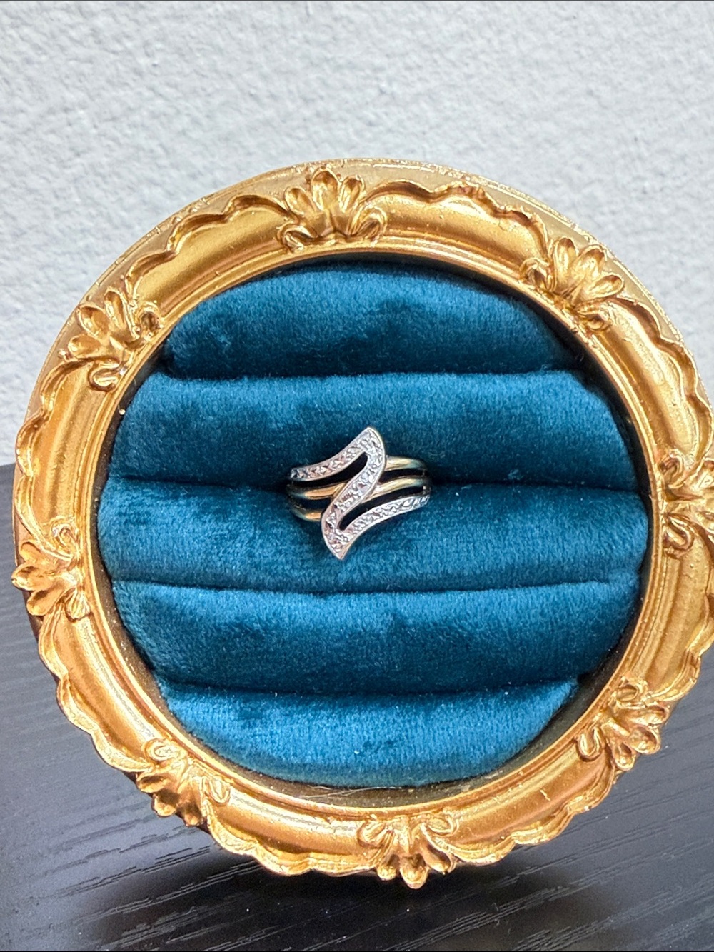 Vintage Estate 10K Yellow Gold Modernist Ring